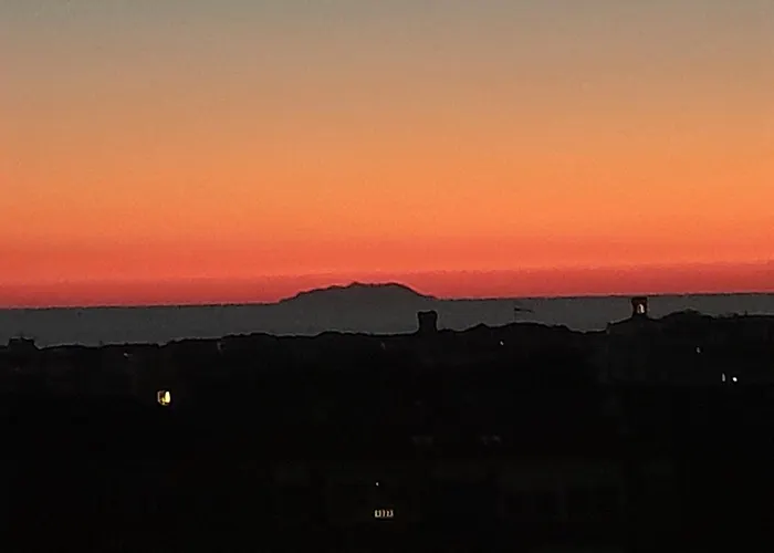 L' Essenziale